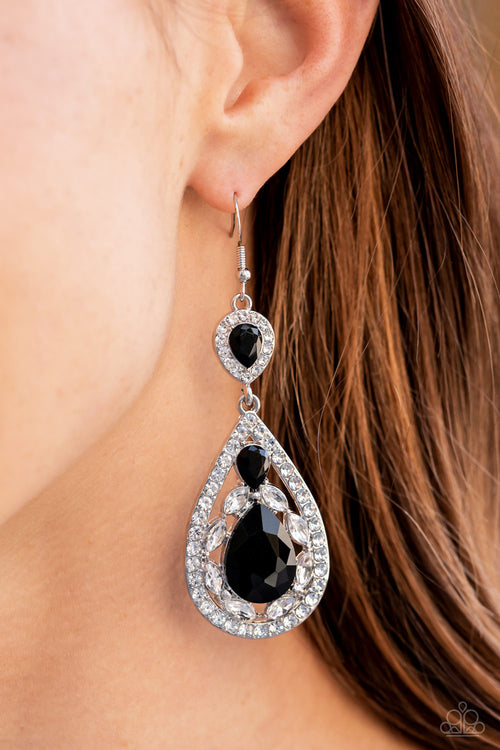 âPosh Pageantry - Black