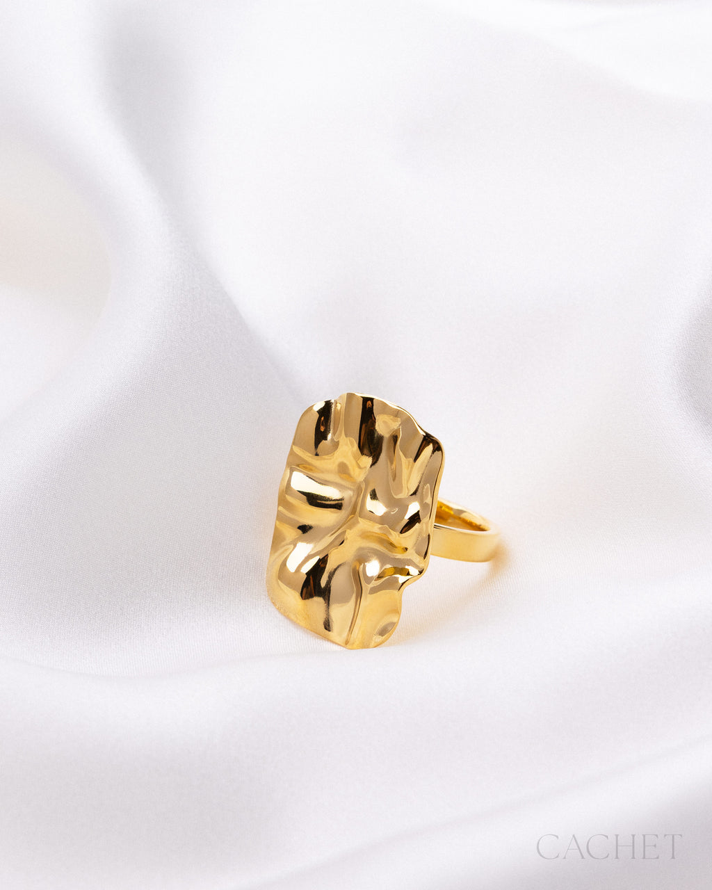 Molten  - Size 8 -  18K Gold