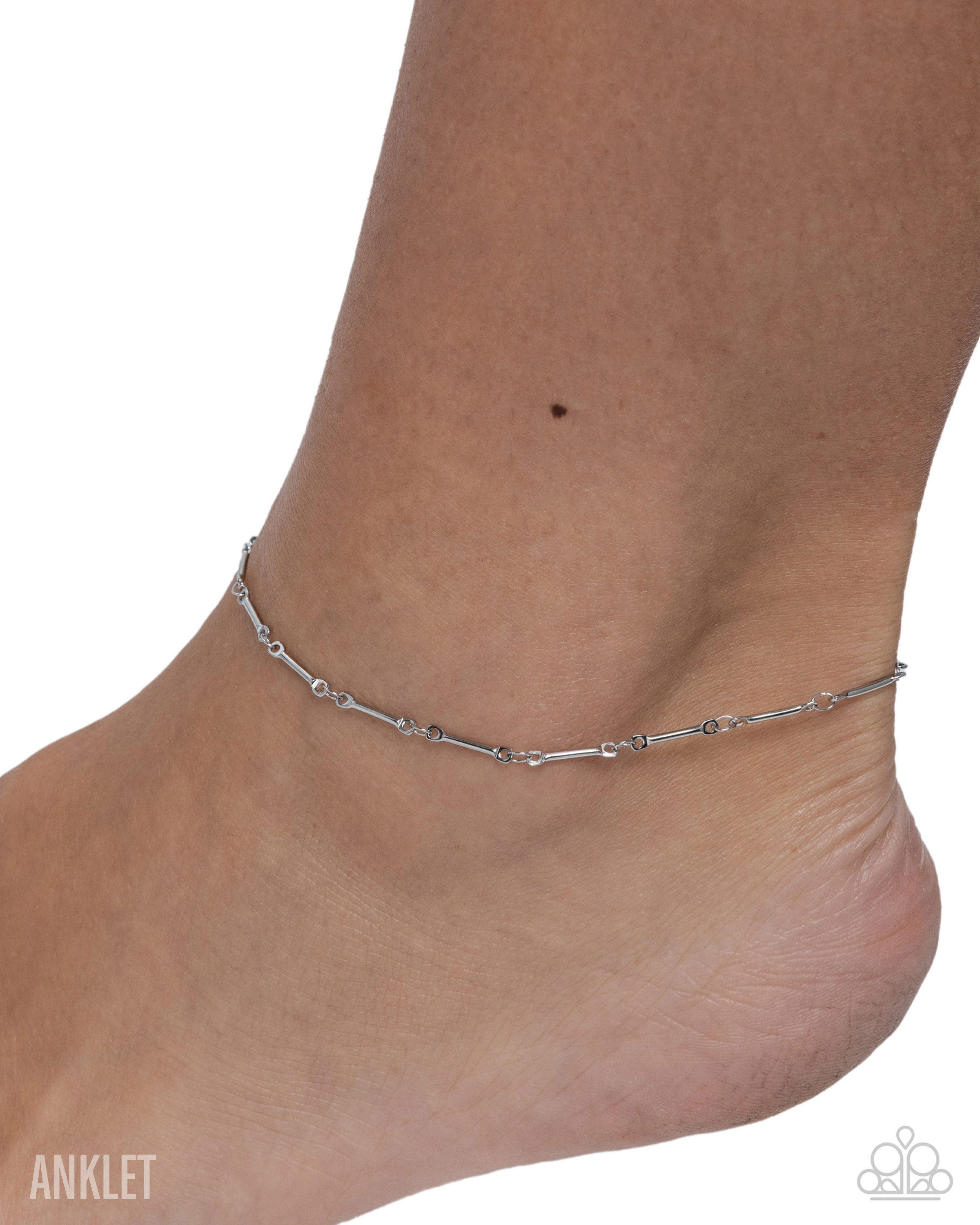 Sophisticated Stand - Silver